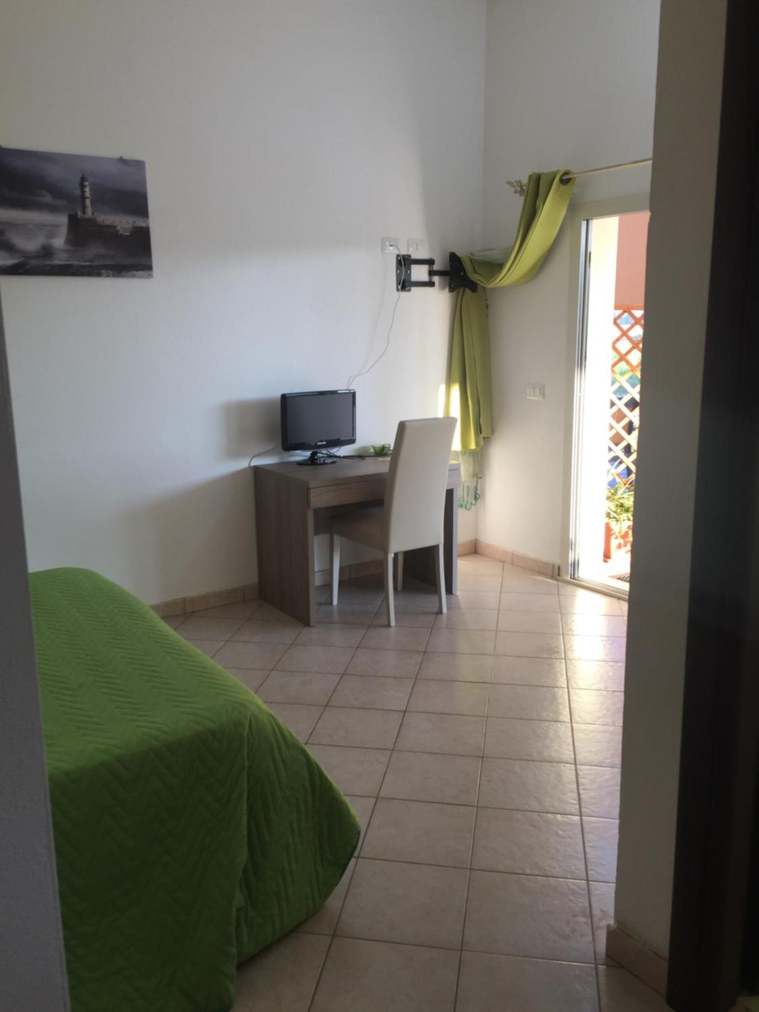 La Maison Di Zia Annina In Olbia Porta Della Costa Smeralda Luaran gambar