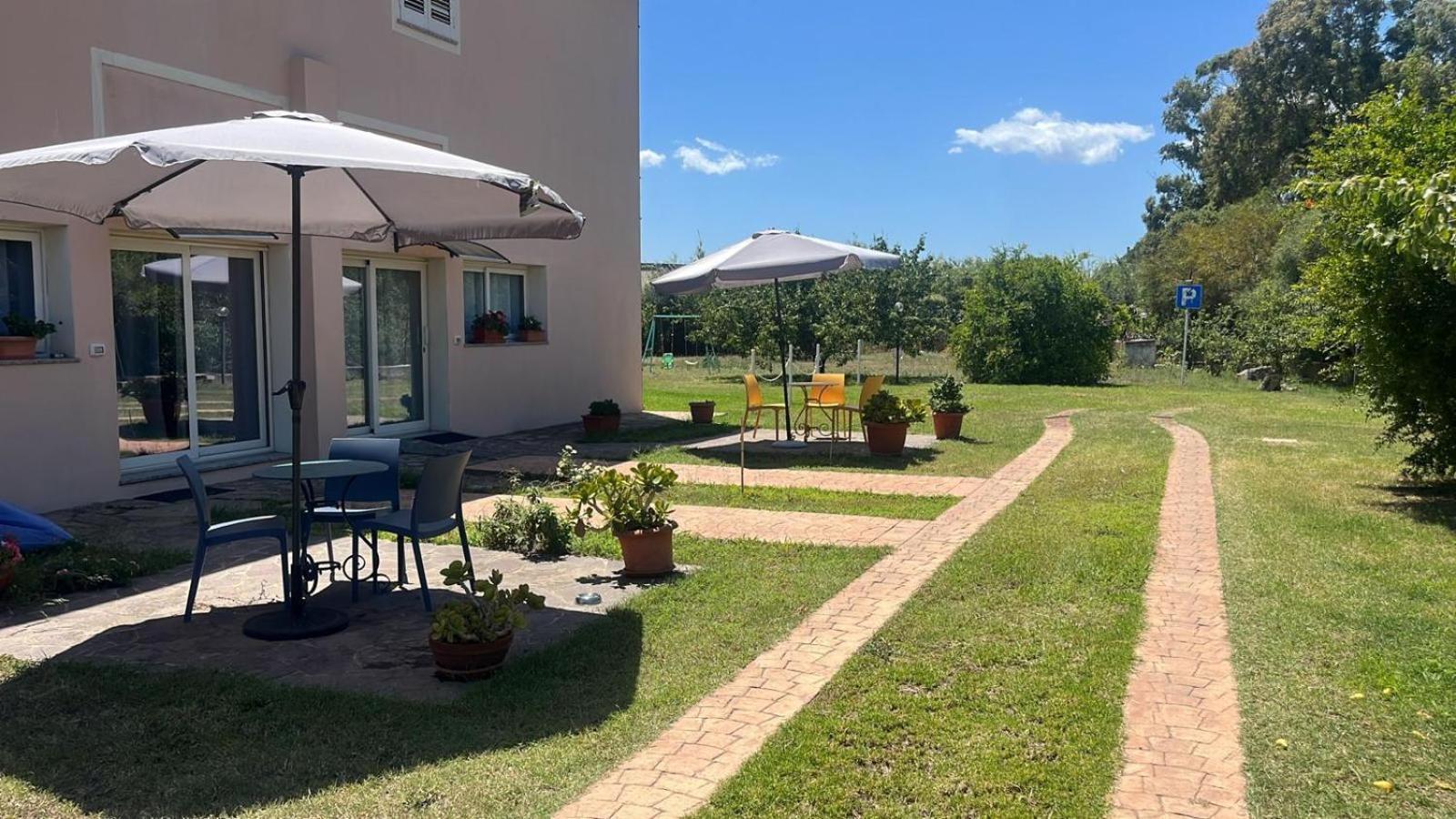 La Maison Di Zia Annina In Olbia Porta Della Costa Smeralda Luaran gambar